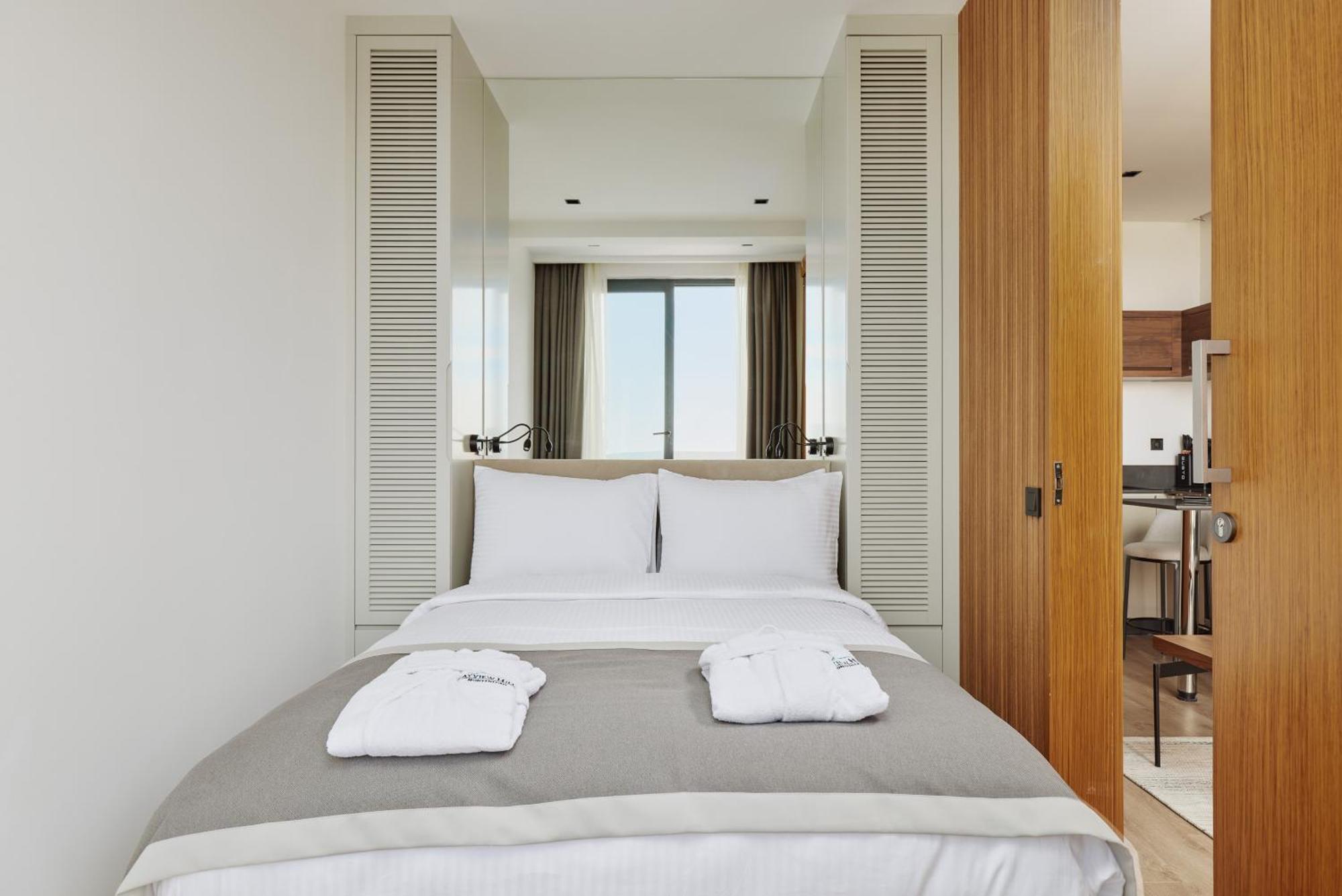 Bayview Hills Luxury Residences Tivat Exterior foto