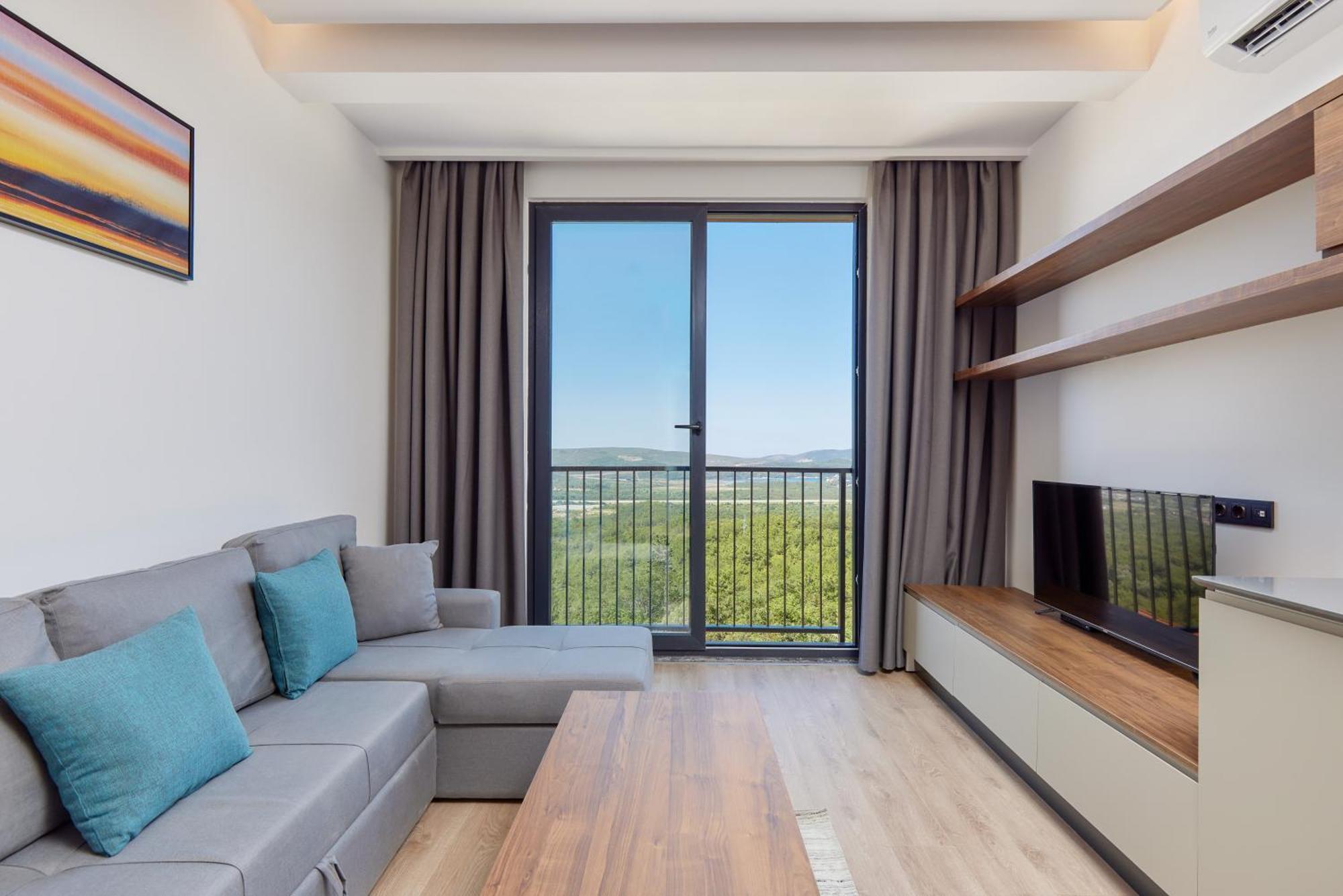 Bayview Hills Luxury Residences Tivat Exterior foto